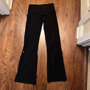 Lululemon flare leg legging pant; reversible